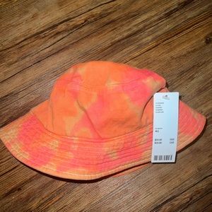 Urban outfitters bucket hat